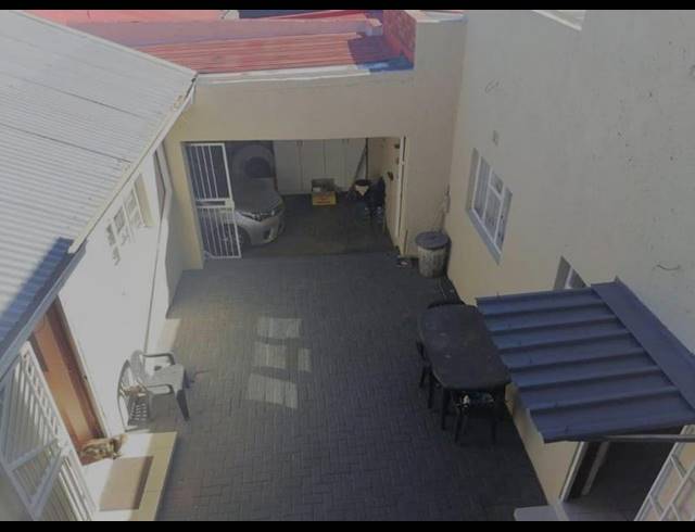 3 BEDROOM HOUSE FOR SALE IN CROSBY